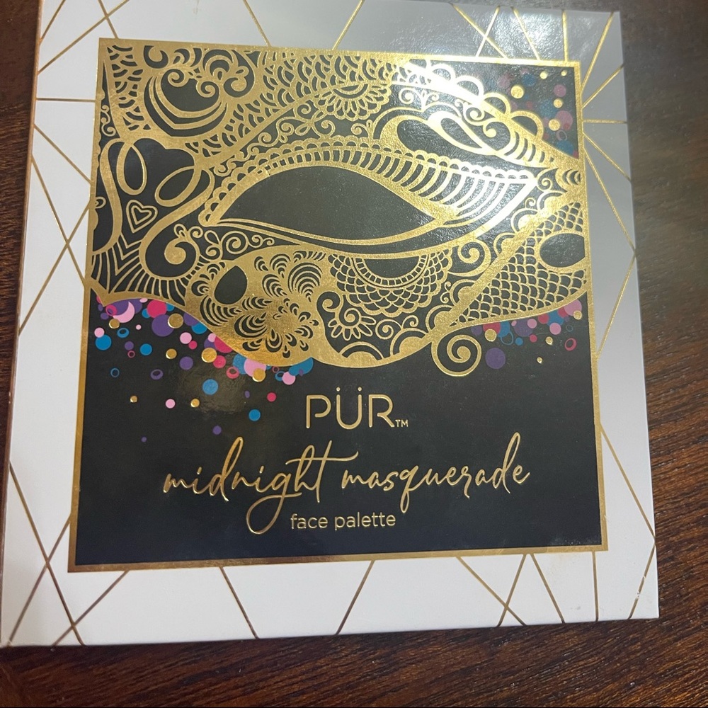 PUR midnight mascarade pallete